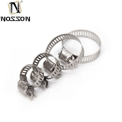 Стандартные метрические измерения тяжелой трубы фитинга тип зажима с материалом из нержавеющей стали и горячего шланга зажима червей зажима